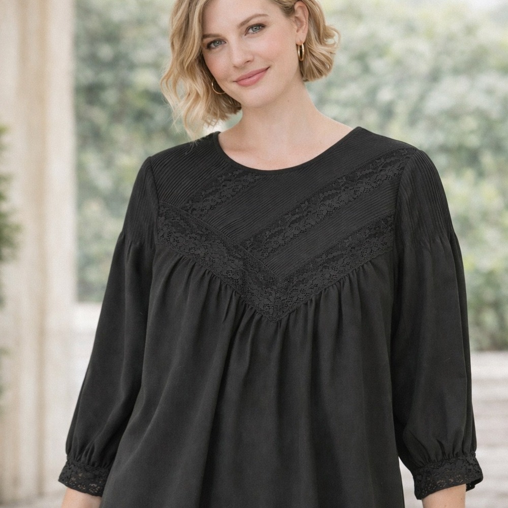Joie Romantic Lace Yoke Pintuck Detail Black Blouse (XS) Feminine Flowy Babydoll
